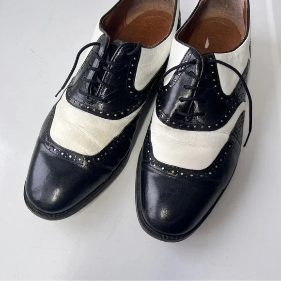 Stacy Adams Black and White Oxfords - Picture 5 of 6